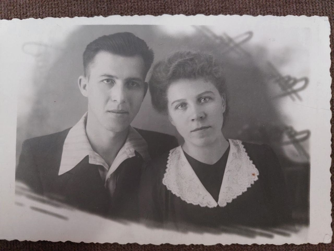 Свадебная фотография Павла Степановича Камышанова и Екатерины Константиновны Фигуровской, 1951 год.